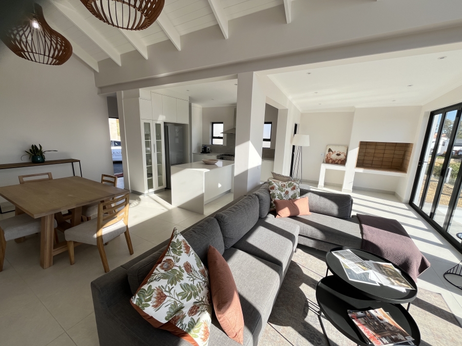 4 Bedroom Property for Sale in Wellington Central Western Cape